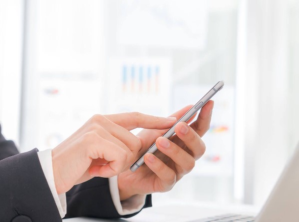 Real-time Feedback of Shipping Information